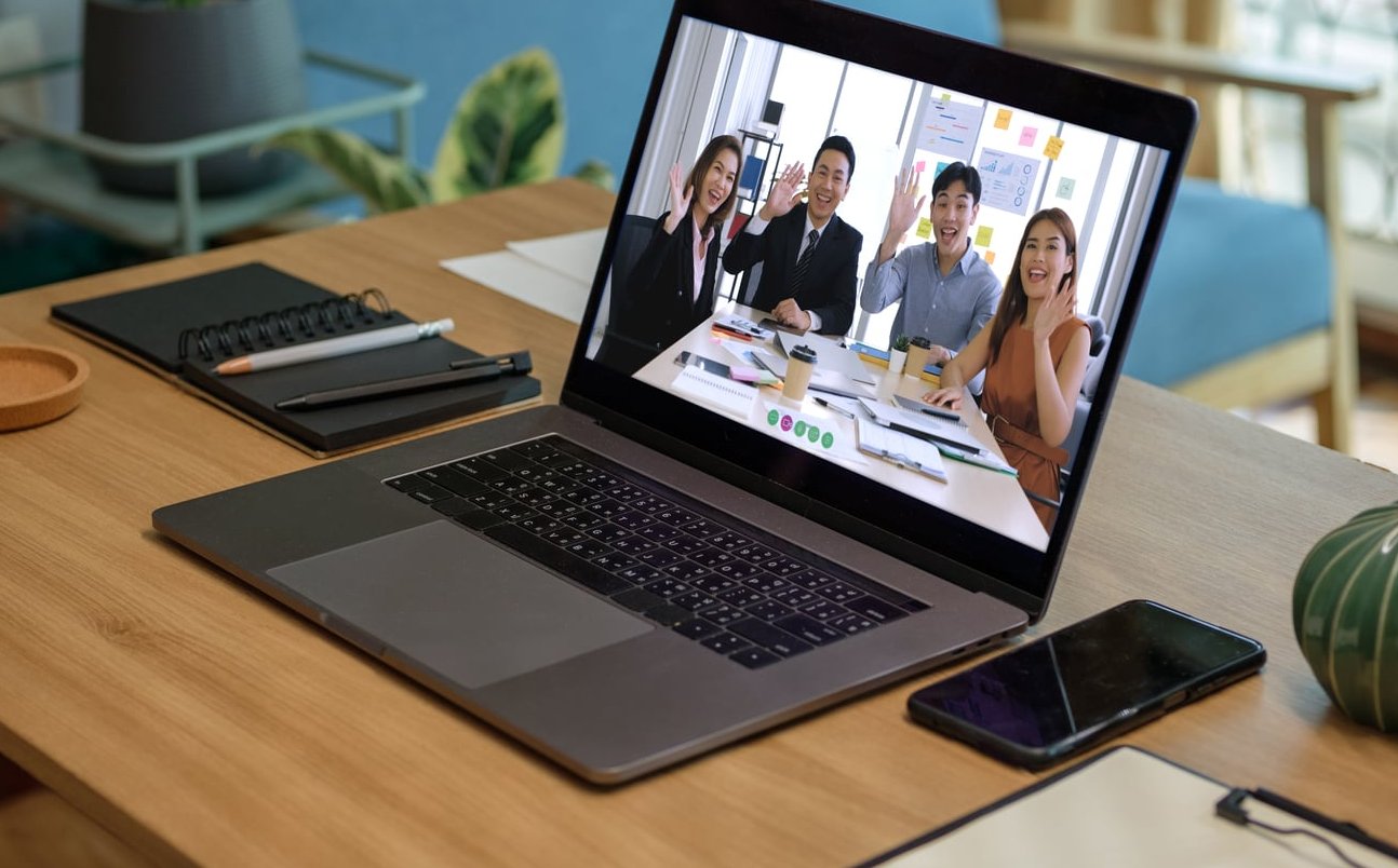 email inbox laptop